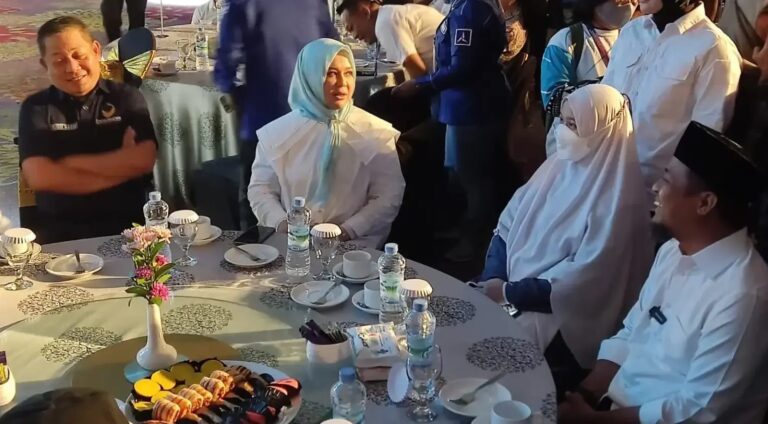 andi sudirman dan istri (1)
