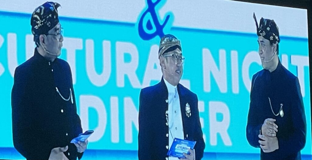 Dr Supriatna - Dr Hari Wahyu Nugroho - Dr Fitri Hartanto.heic