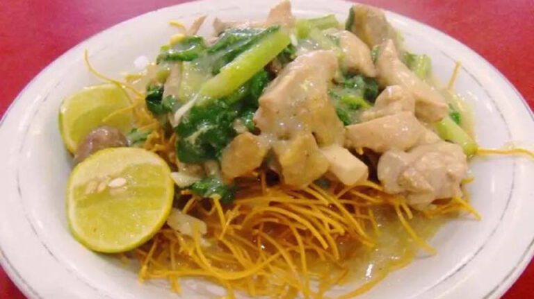 mie-titi-chinese-foodnya-orang-makasar_1698203450