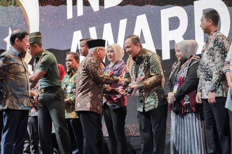 Wapres beri penghargaan
