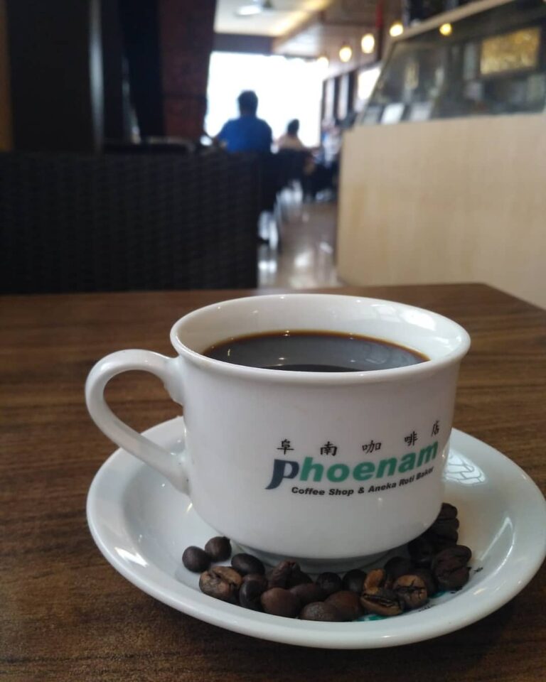 Phoenam