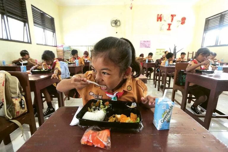makan gratis