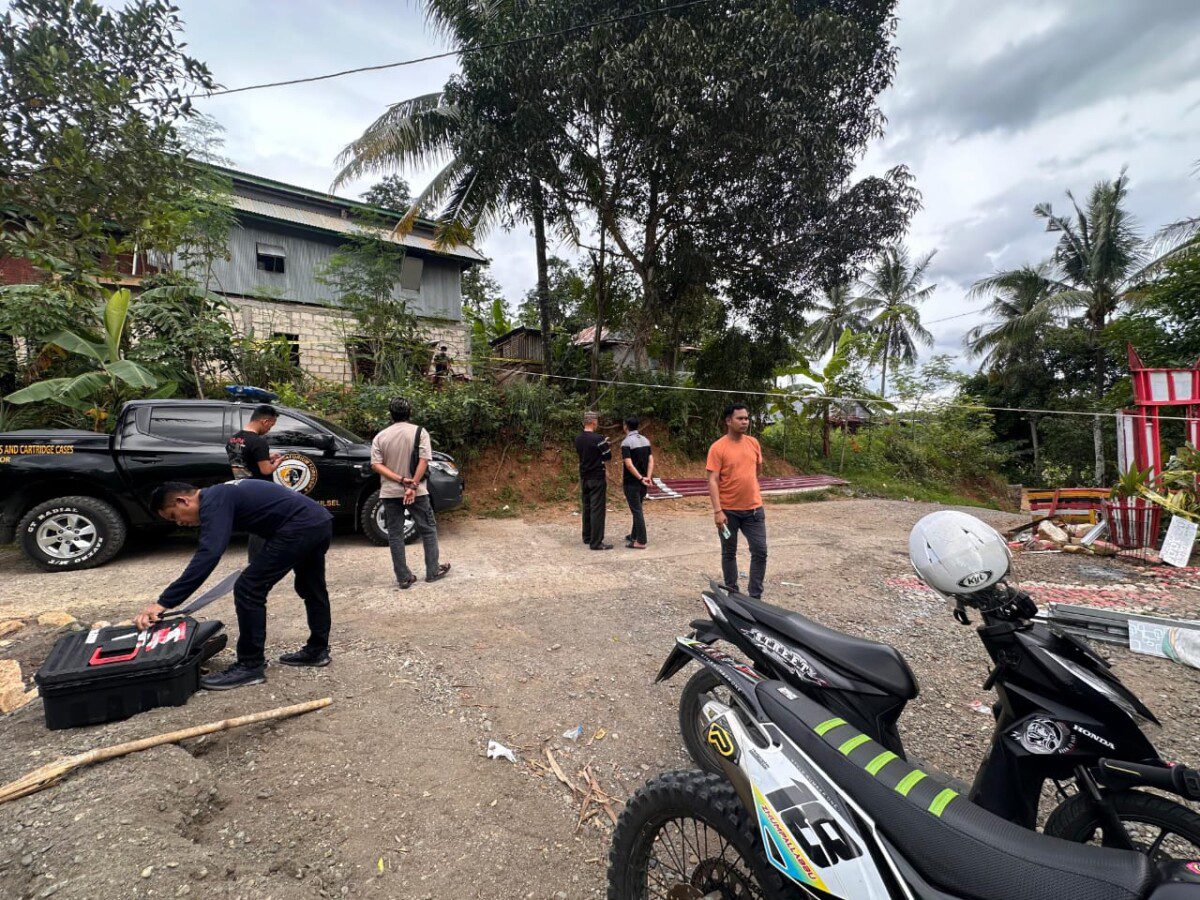 olah tkp penembakan pengacara di bone
