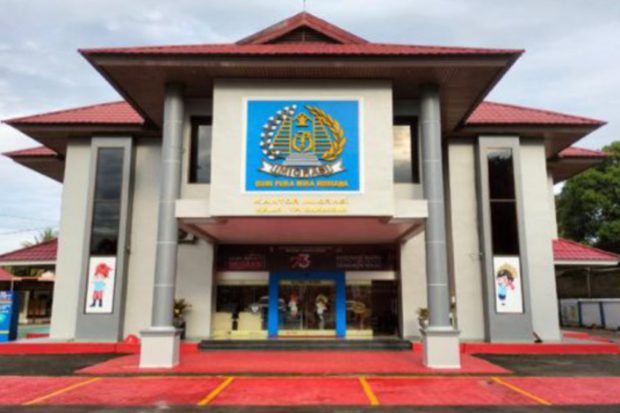 realisasi-pnbp-2024-imigrasi-makassar-lampaui-target-tembus-rp55-miliar-sls