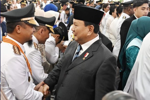 presiden-resmi-lantik-andi-sudirman--fatmawati-sebagai-gubernur-dan-wagub-sulsel-onf