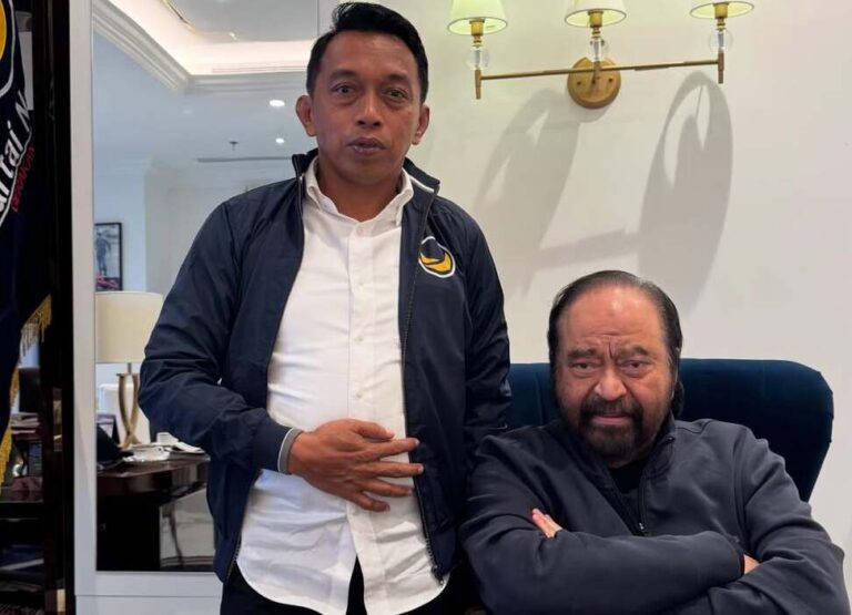 syaharuddin alrif bersama surya paloh