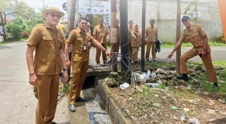 Kepala Bidang Penanganan Masalah dan Pengamanan Tanah Dinas Pertanahan Kota Makassar, Muh Roy Ha (1)
