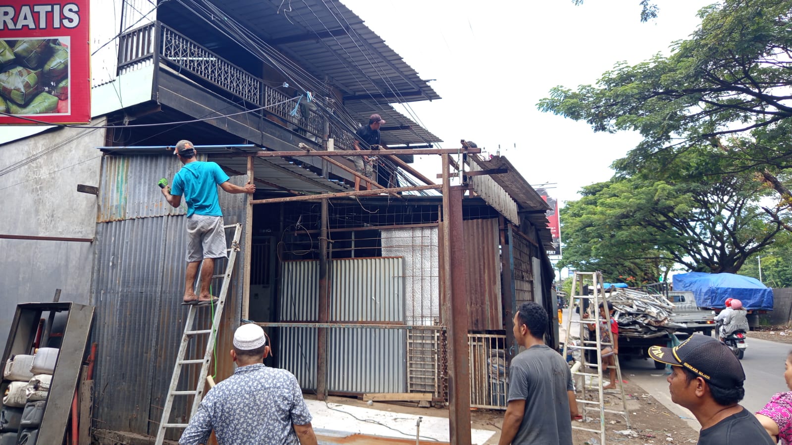 melanggar