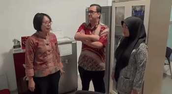 Direktur Jenderal Kesehatan Primer dan Komunitas Kementerian Kesehatan RI, Ibu dr. Maria Endang Sumiwi, MPH.