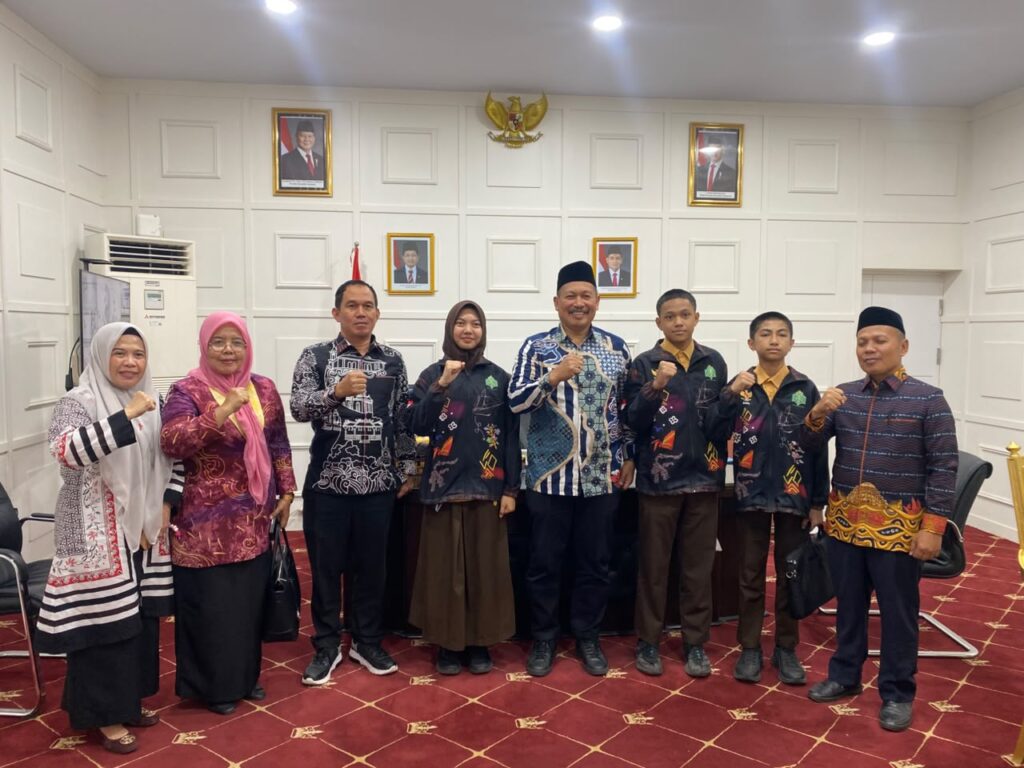 Siswa MTsN I Makassar