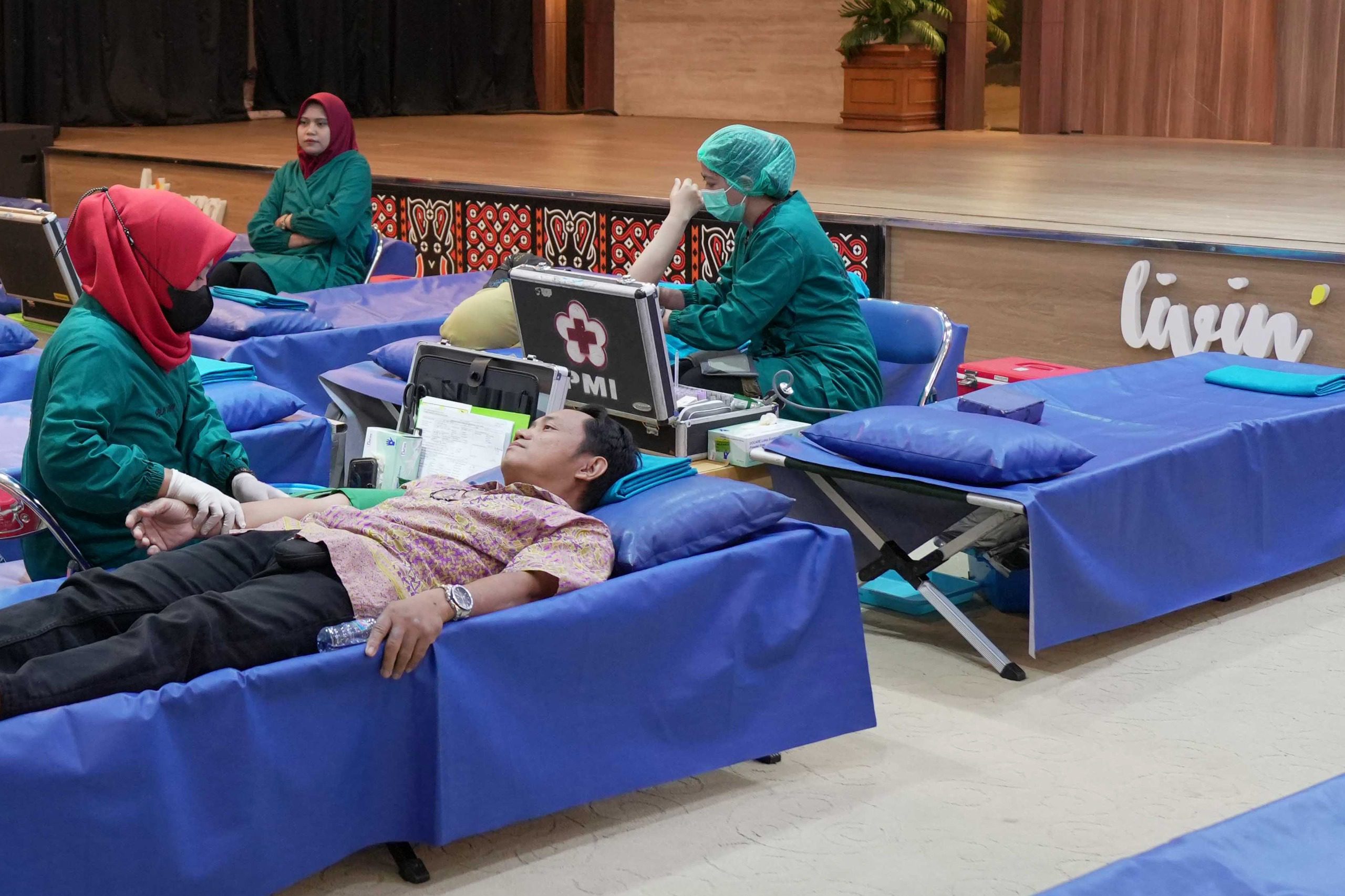 hut bank mandiri