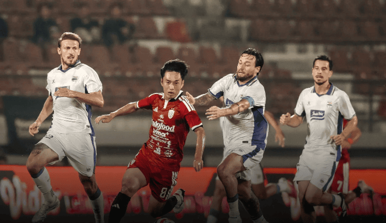 Pelatih Bali United